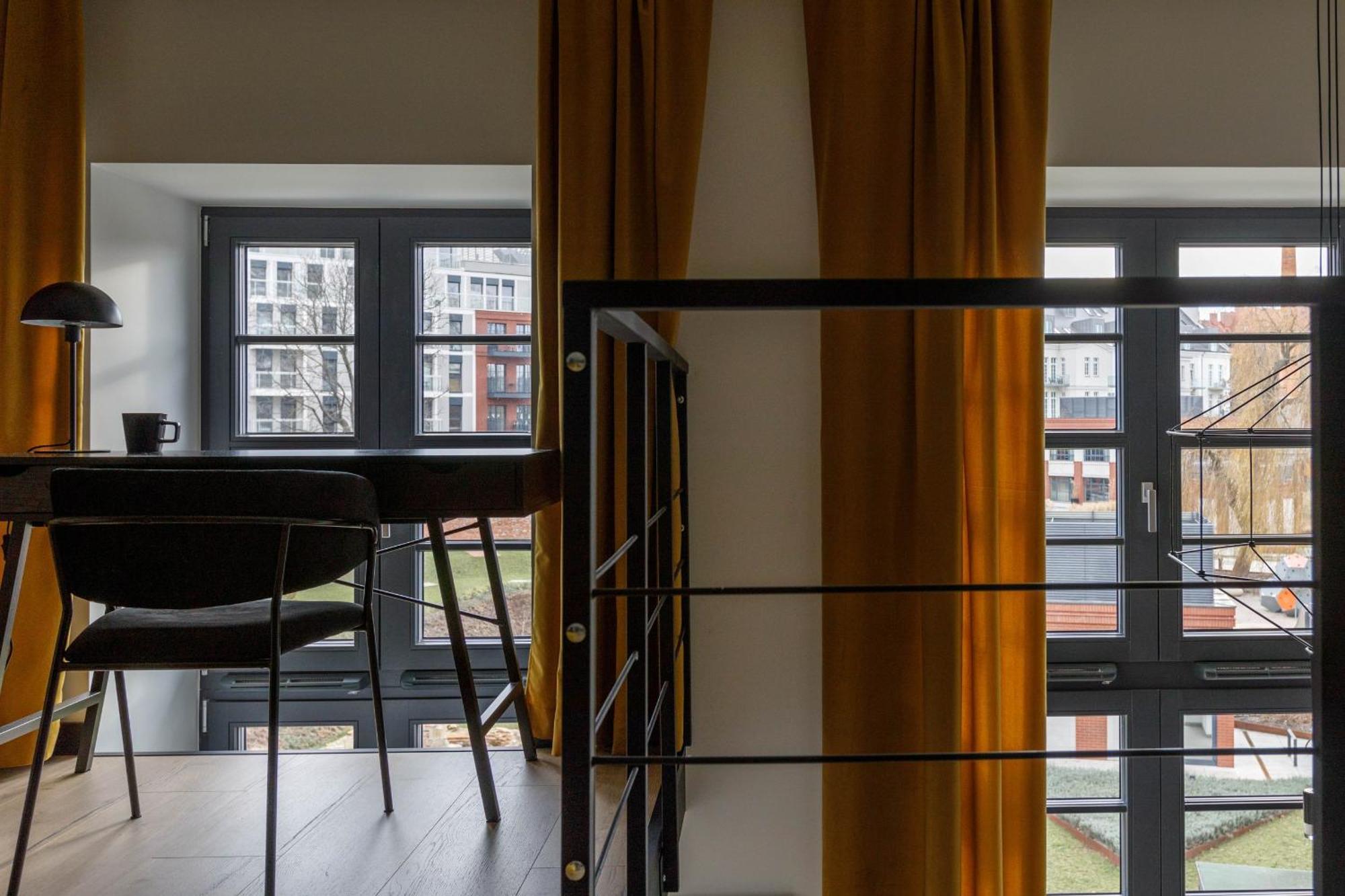 Apartment Golden - Stylish Loft - Great Location &jana Pawla33